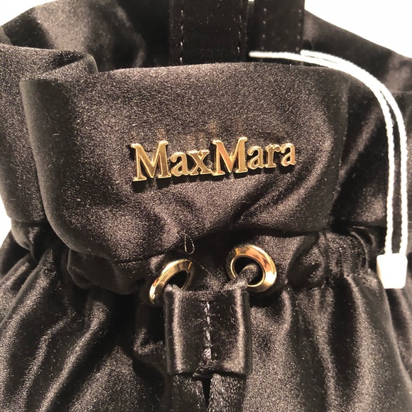 NWOT Authentic MaxMara black satin clutch purse - Picture 4 of 7